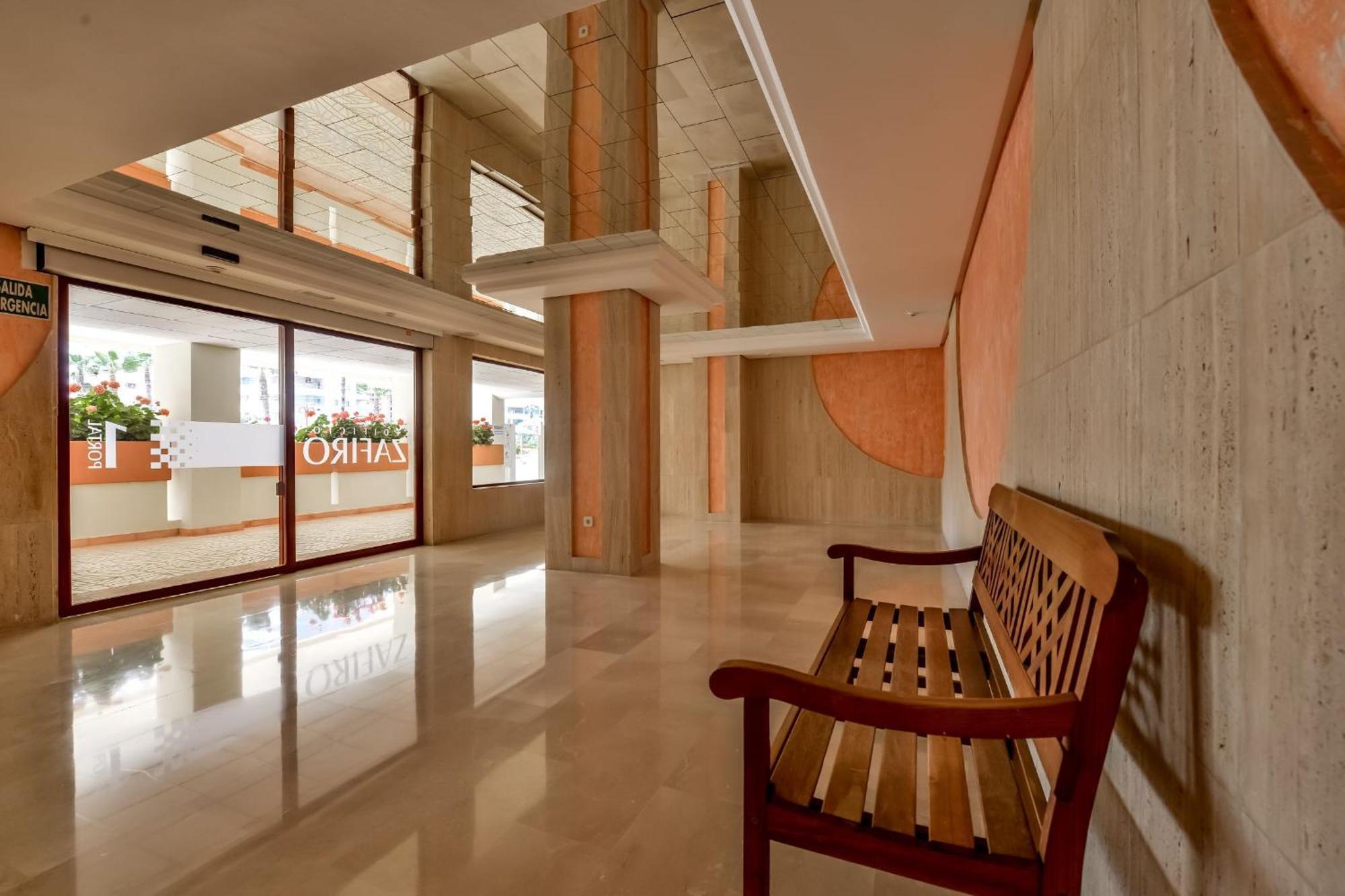 Apartamentos Zafiro Atico  Calpe Bagian luar foto