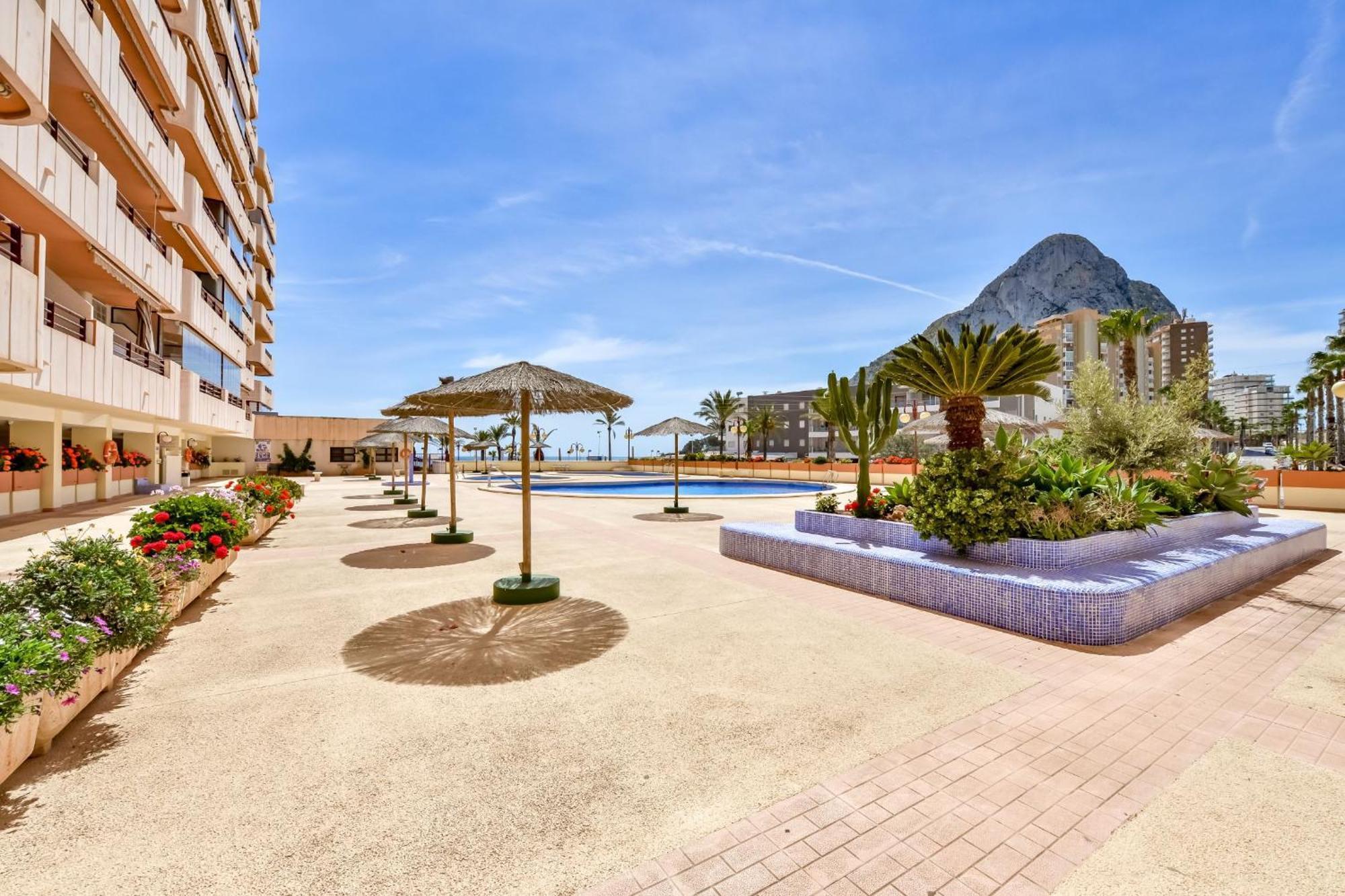 Apartamentos Zafiro Atico  Calpe Bagian luar foto